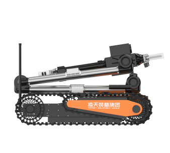 Lightweight Explosive Ordnance Disposal Robot with 7-Degree-of-Freedom Robotic Arm and Modular Design